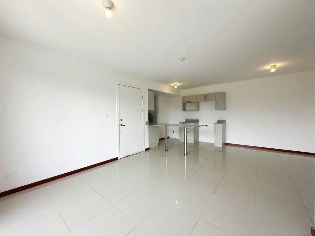 Venta de Apartamento en la Valencia, Heredia