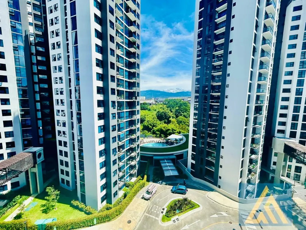 Apartamento en Venta Amueblado de Lujo – Condominio Núcleo Sabana, San José