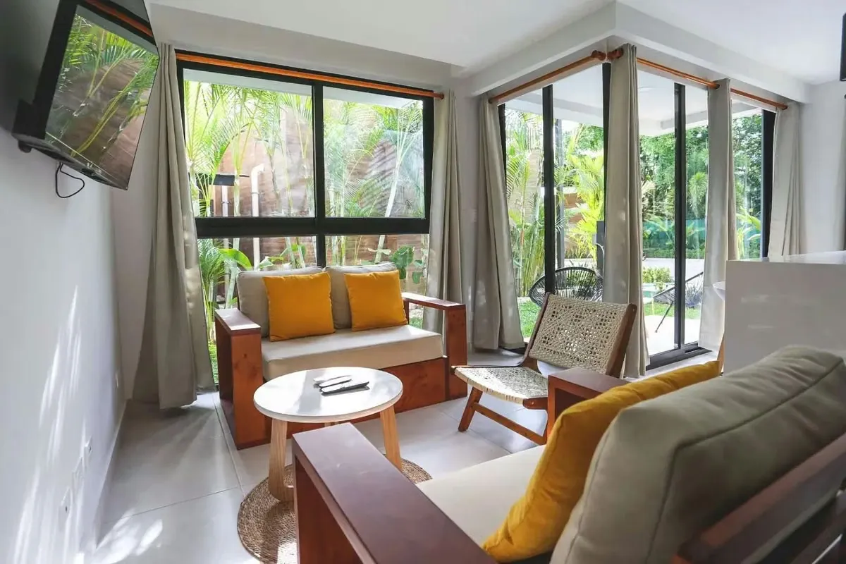 Condominio nuevo de 2 dormitorios en Playa Jacó