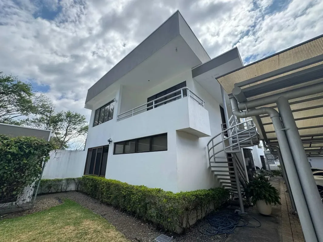 Alquiler Condominio La Rambla VG