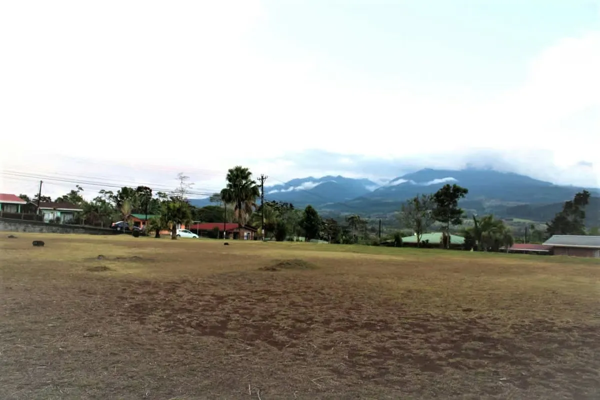 Venta de Lote para proyectos turisticos o residenciales en San Carlos.