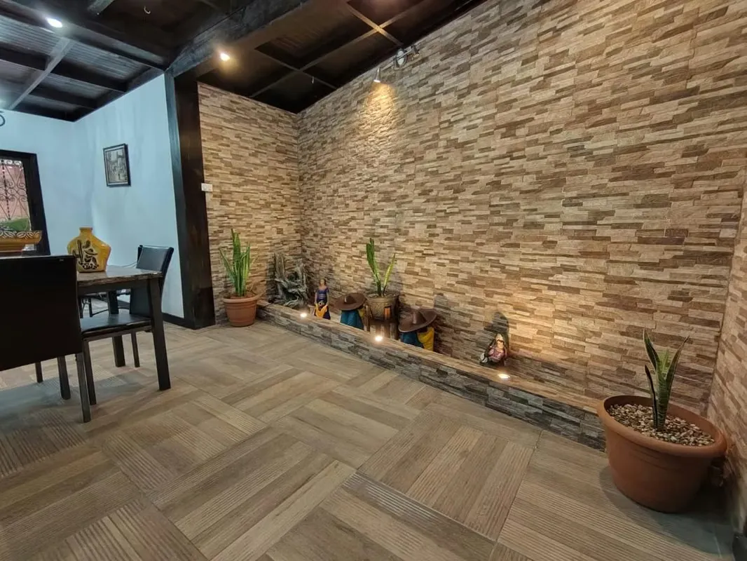 HOUSE FOR SALE IN GUADALUPE