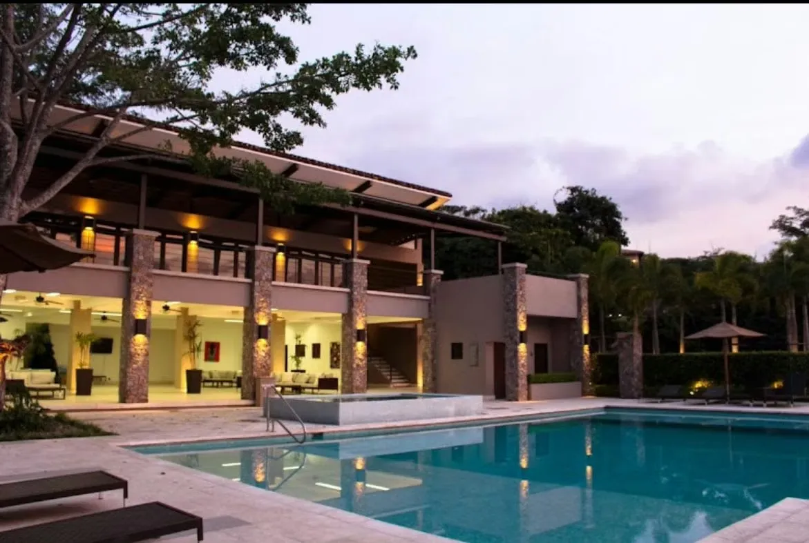 For Sale - Your Modern Retreat in Lomas del Valle