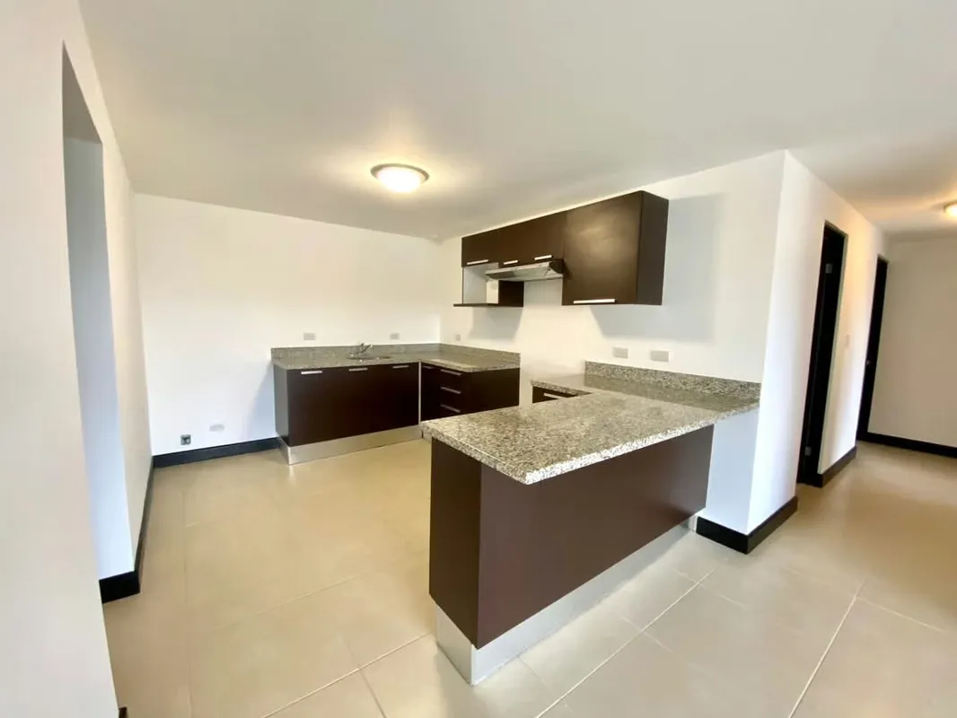 Venta de apartamento, Condominio Villa Verona, Granadilla