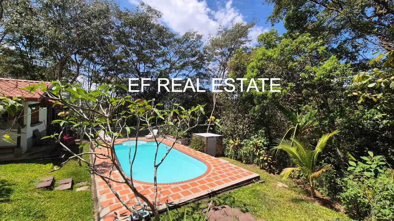 TURRUBARES ¡¡¡ PROPIEDAD CON 2 CASAS PISCINA RODEADO DE NATURALEZA
