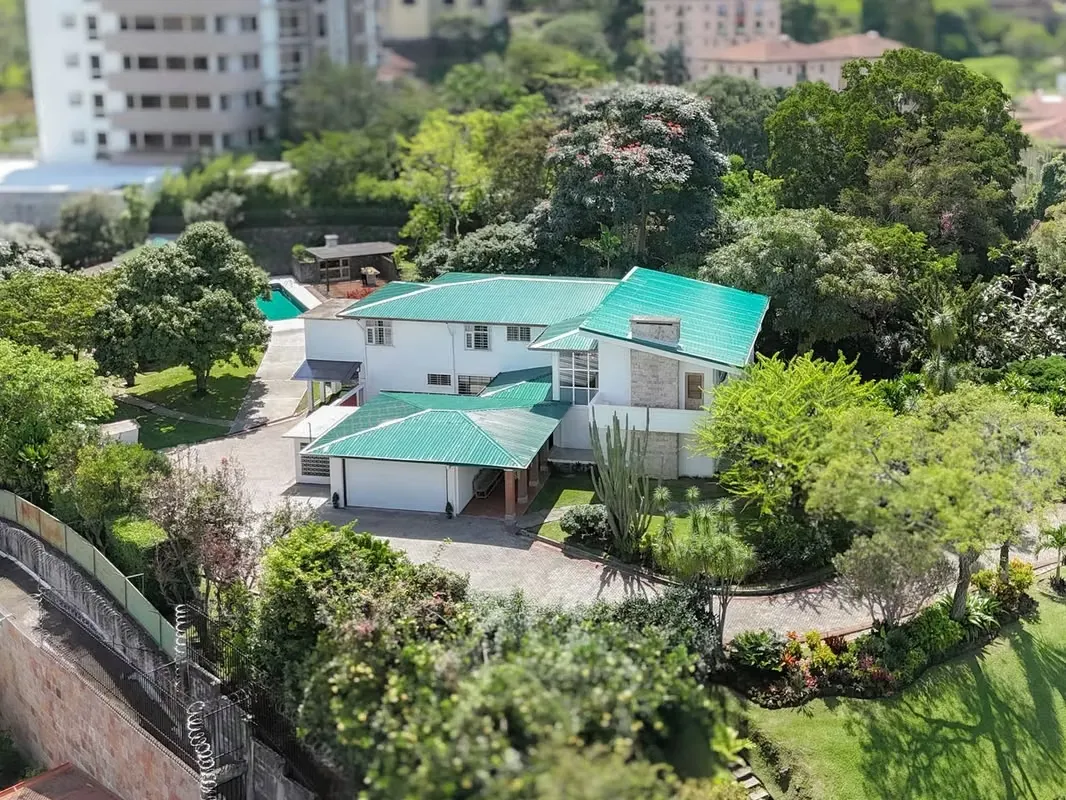 DETACHED HOUSE RENTAL IN BELLO HORIZONTE