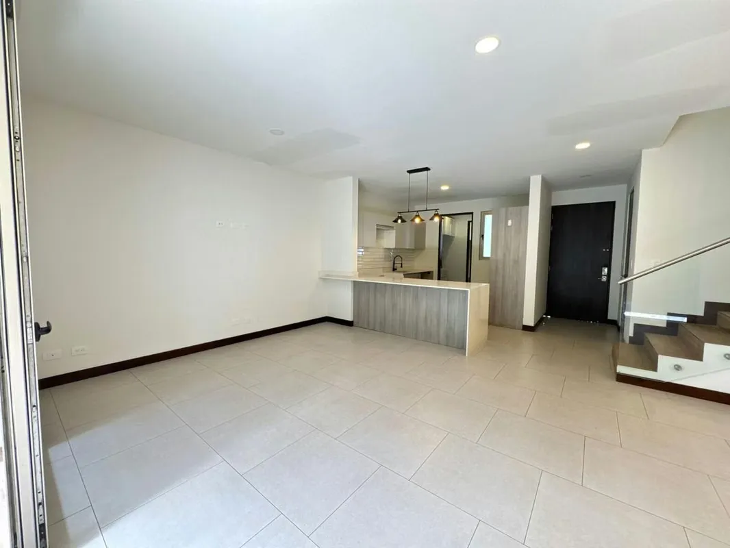 Casa en venta 3 Habitaciones master, Escazu.