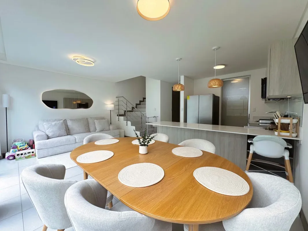 HOUSE FOR SALE IN CONDOMINIO BLUE, CARIARI