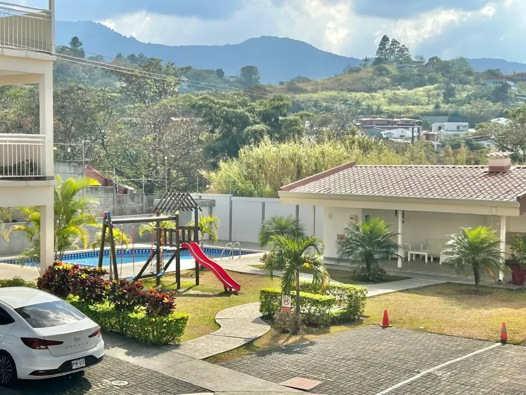 Venta de Apartamento en Alajuelita Condominio Bello Campo