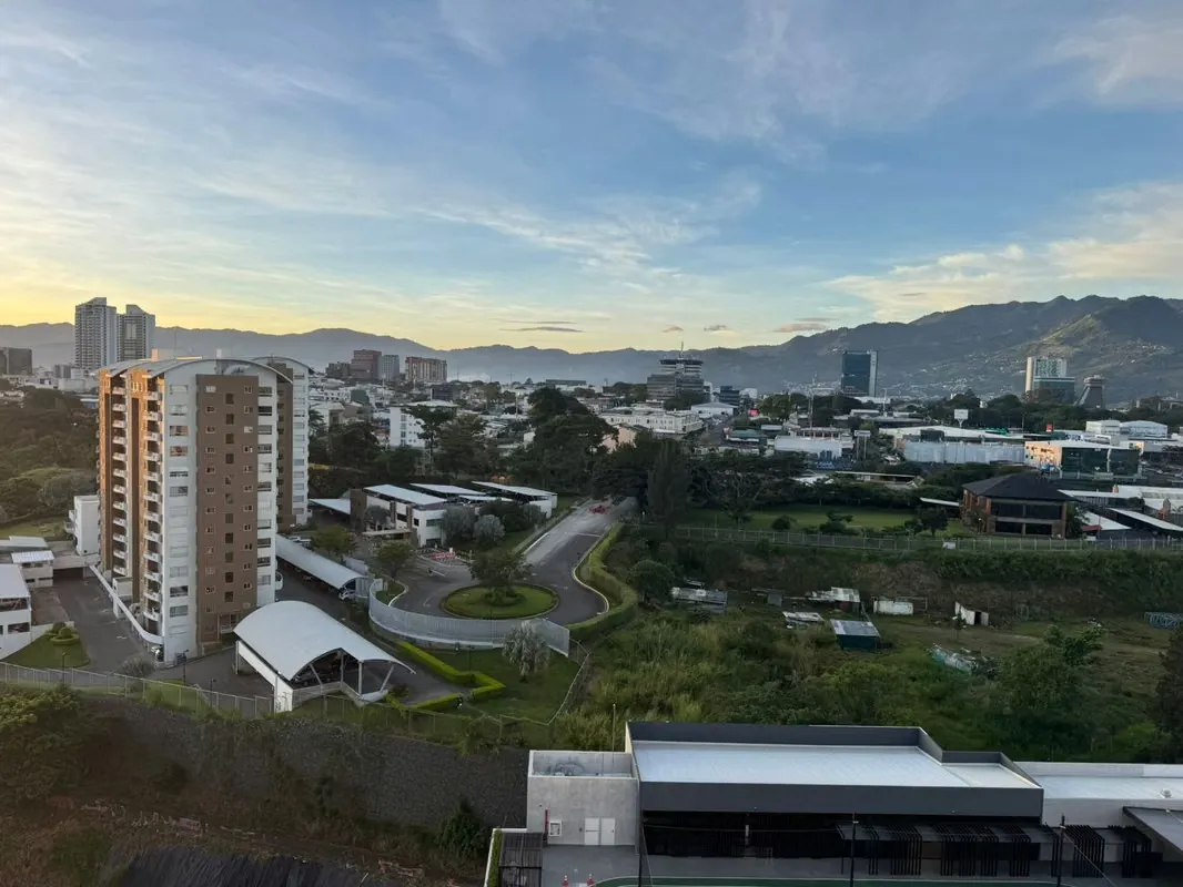 FURNISHED APARTMENT FOR SALE IN NÚCLEO SABANA