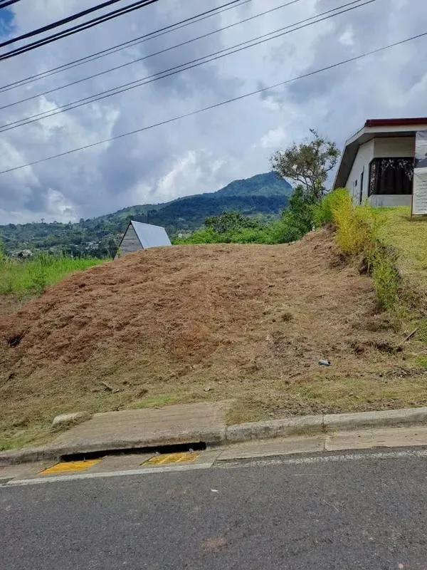 Venta lote en San Antonio de Escazu