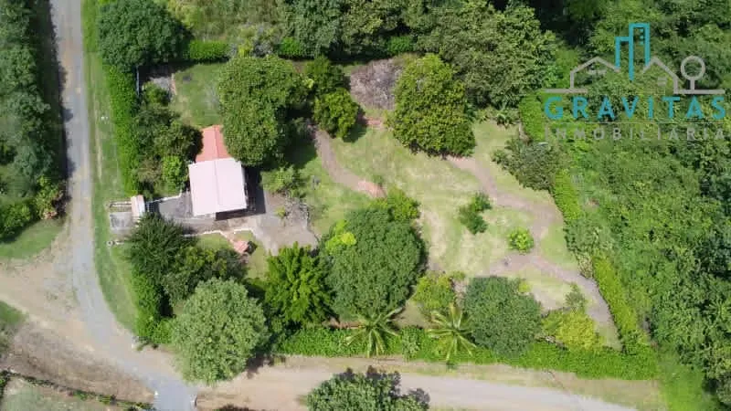 Venta de lote en Esparza | 2412 m2 | Con cabaña | F 456