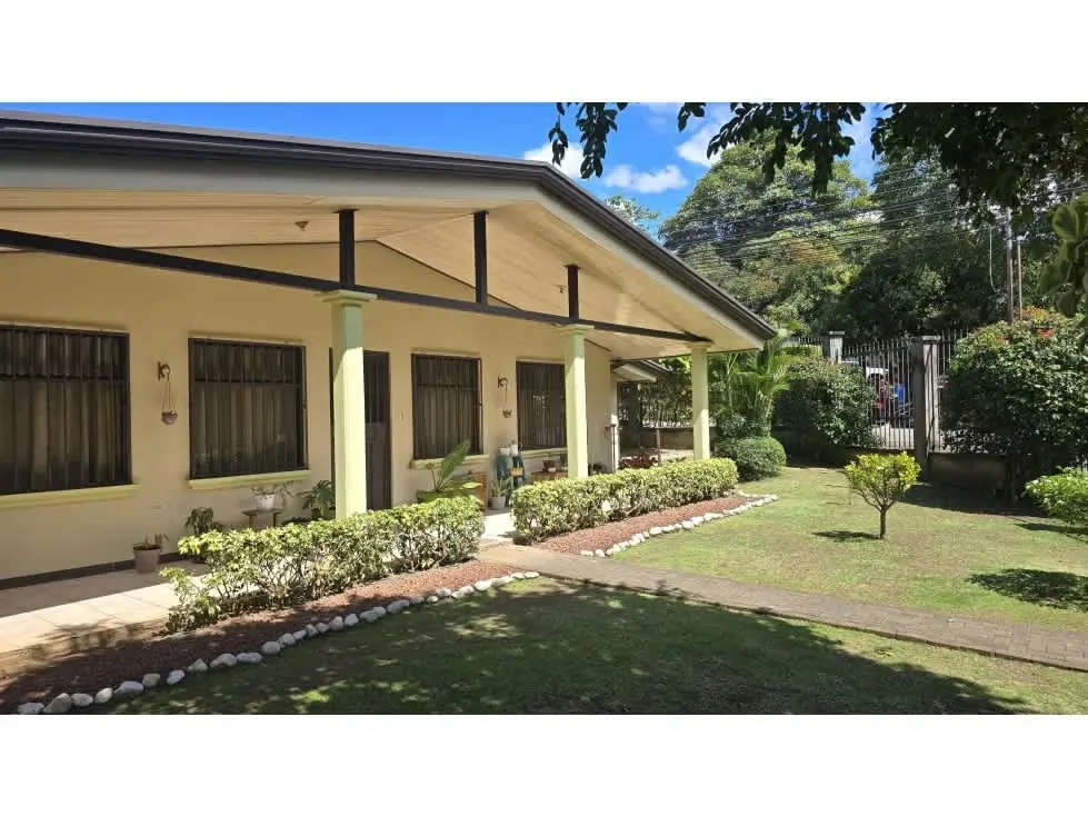Casa en Venta en Santa Ana, Lindora. Uso Mixto. 5PVV9681311