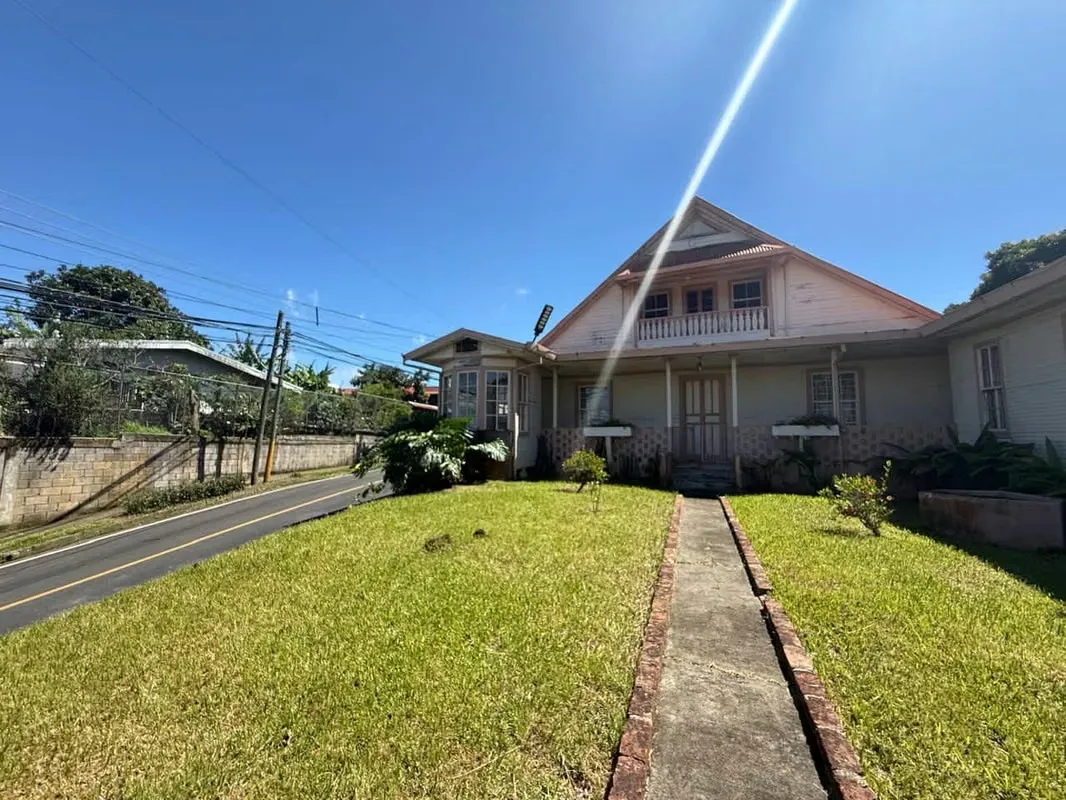 Venta de lote uso Mixto en San Pablo, Heredia