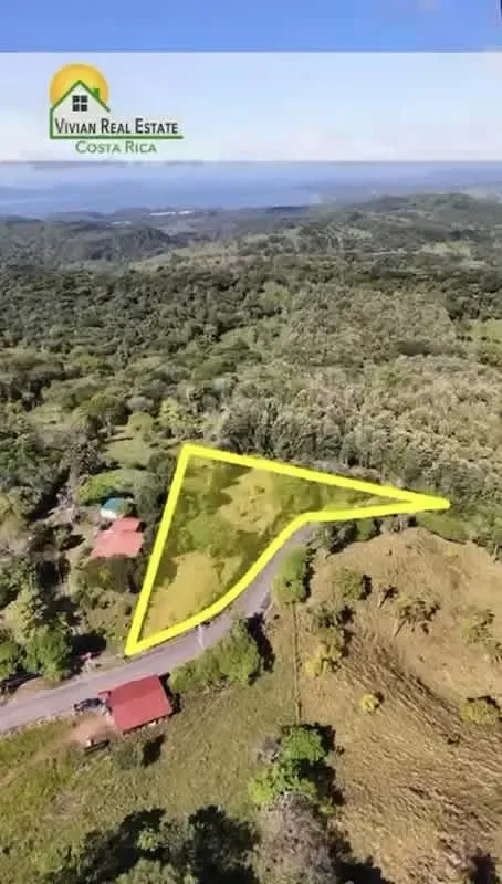Se vende lote Inversión Juanilama Esparza.