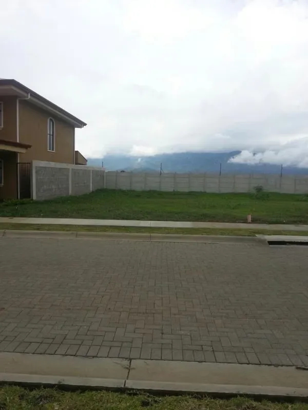 Venta de Lote – Condominio Villas del Río  Santiago, El Coco de Alajuela