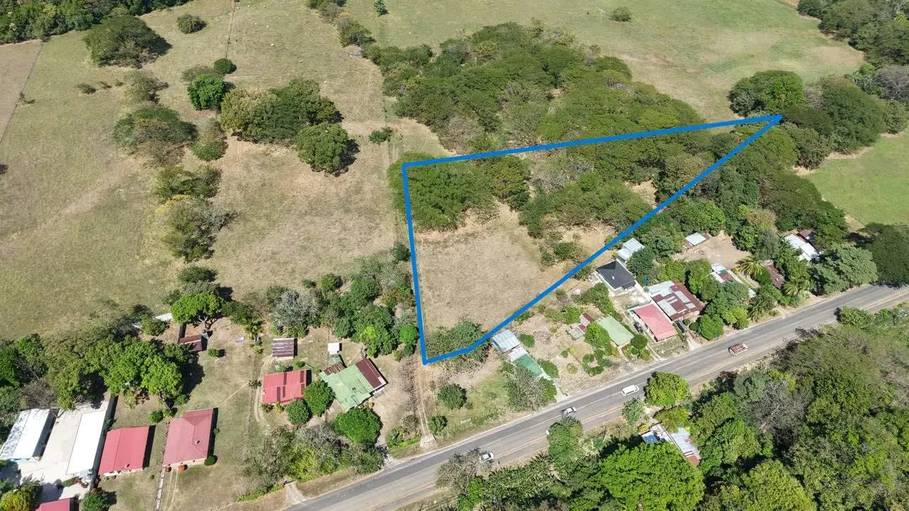 Propiedad de 12.500 m² ubicada en Veintisiete de Abril, Santa Cruz de Nicoya.