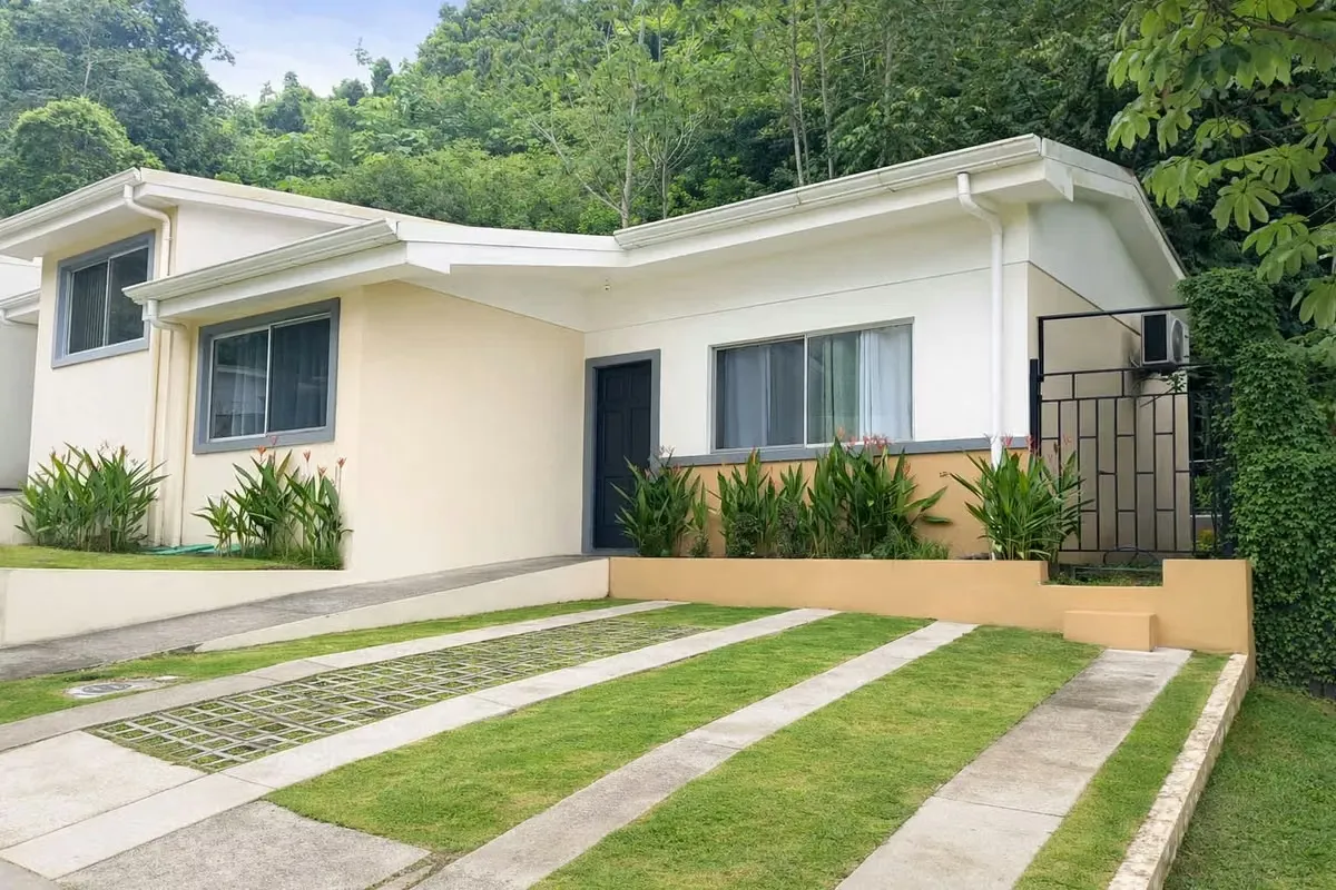 Casa en condominio a minutos de la playa – Excelente oportunidad