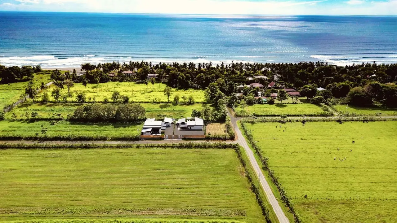 VENTA DE LOTE EN ESTERILLOS ESTE – UBICACIÓN PREMIUM