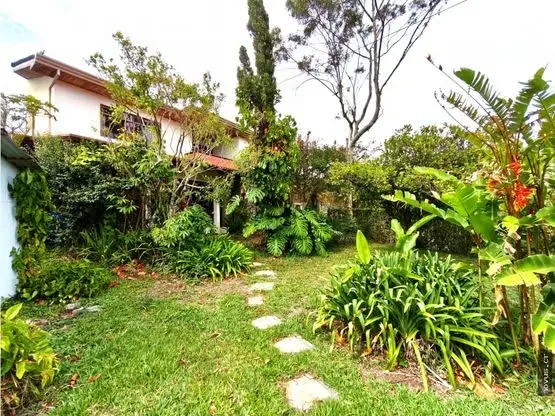 Casa de uso mixto, San Pablo de Heredia