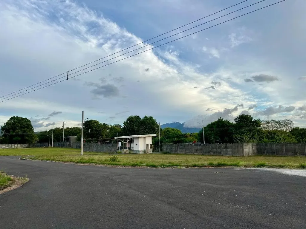 Terrenos en Venta en Condominio Verde Horizonte