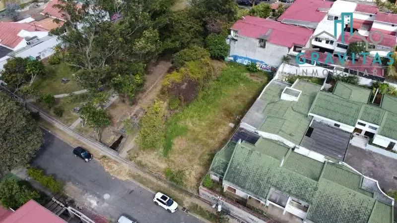 Venta de lote en San Pedro | 640 m2 | USO MIXTO | F 657