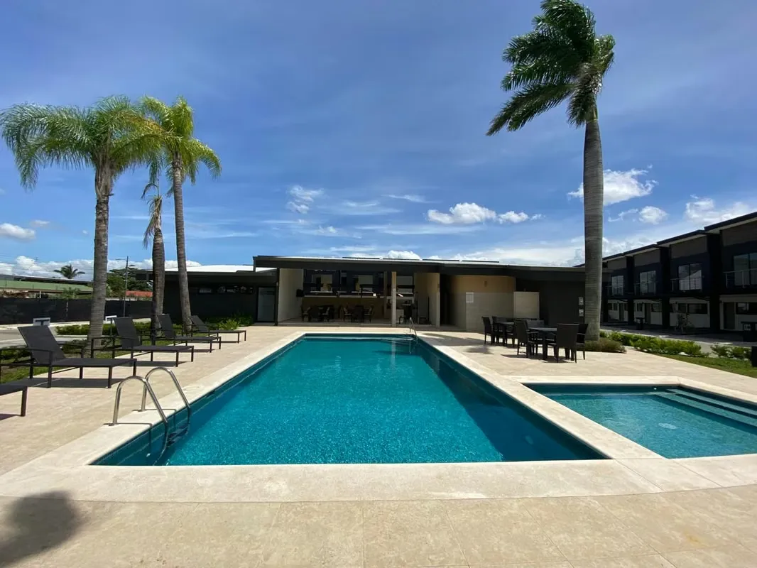 Condominio Arcadia – Vida moderna rodeada de naturaleza en Alajuela