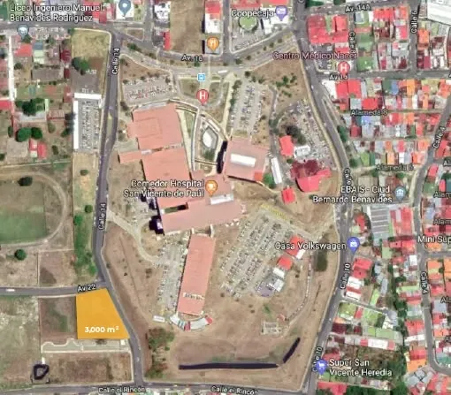 Lote de 3.000 m² con uso comercial, estratégicamente ubicado cerca del Hospital San Vicente de Paul, una de las zonas de mayor ...