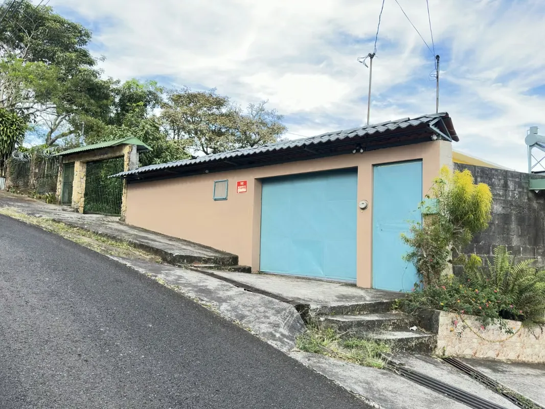 VENTA DE HERMOSA PROPIEDAD, CANOAS DE ALAJUELA 4006 (GC)