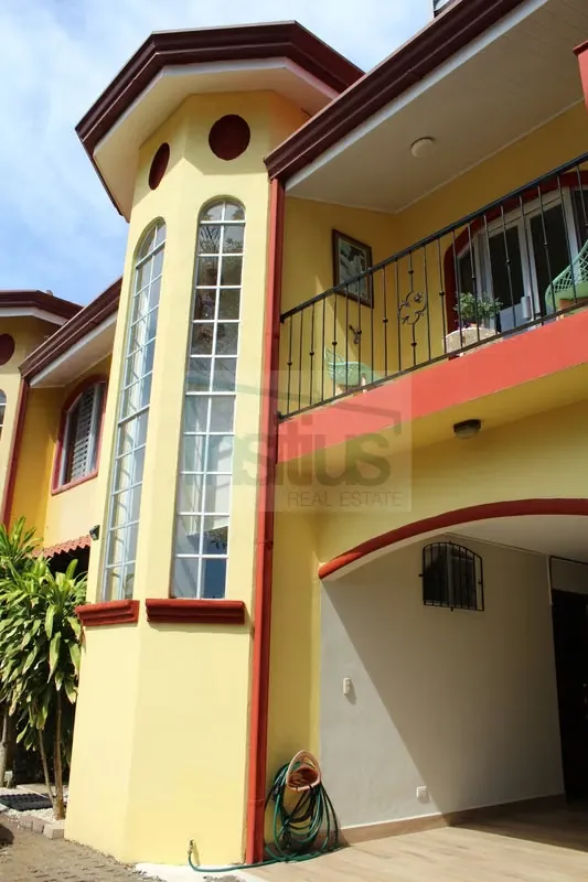 Sale of Apartment in Jaco just 50 meters from the beach