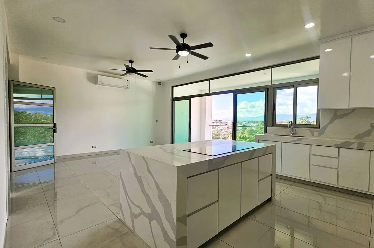 Brand new apartment for rent with spectacular views in Montes de Oca