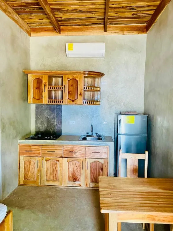 FOR RENT / STUDIO APARTMENT EL LLANITO TAMARINDO GUANACASTE