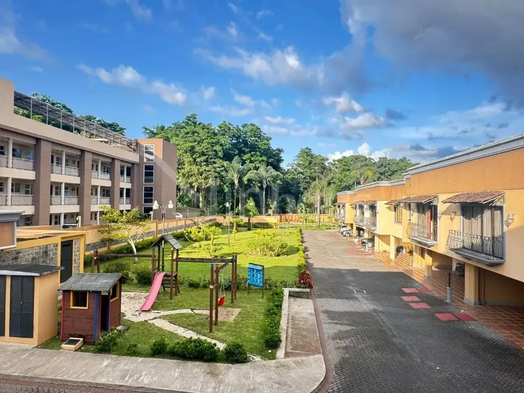 id #41230 Venta de Casa Condominio Freses Curridabat