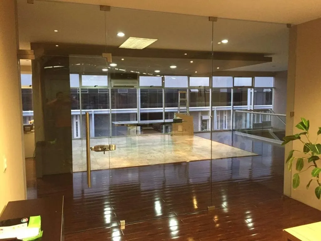 ALQUILER 250m2 Oficina,Ofibodegas Barreal de Heredia