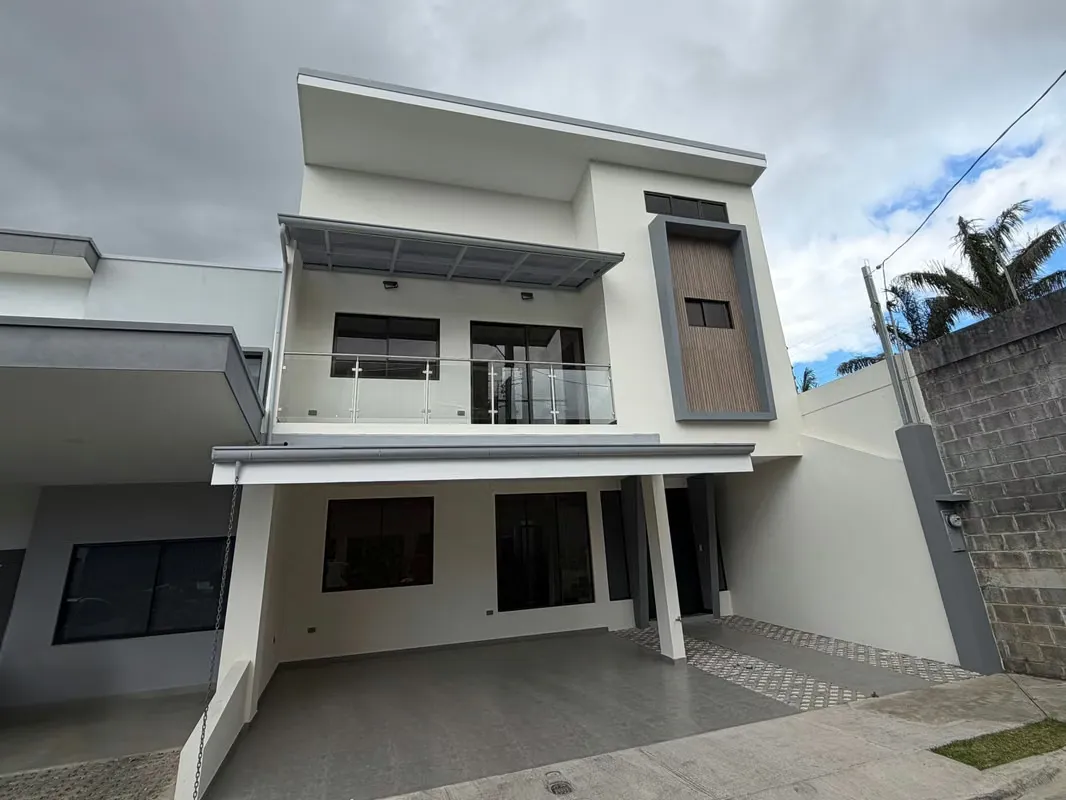 Casa Nueva en Venta en Condominio en San Juan de Tres Ríos