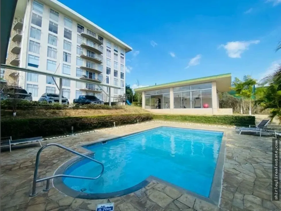 ¡Apartamento remodelado en venta en Ulloa de Heredia!