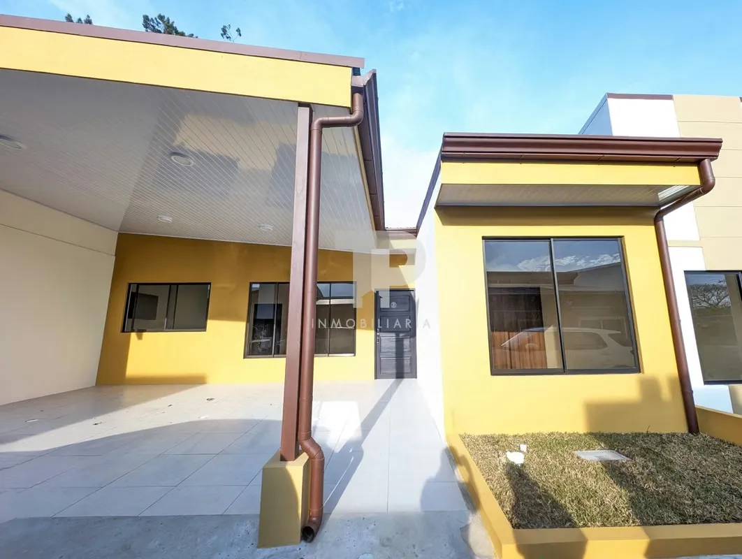 SE VENDE CASA LA SUIZA SAN RAFAEL HEREDIA PARA ESTRENAR SCG16
