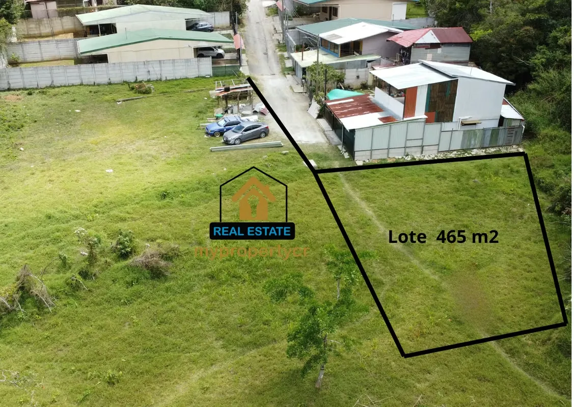 Mide 486 m2, con hermoso entorno natural lleno de paz y naturaleza a solo 500 metros de la carretera principal de Tarbaca, calle el Tigre, ...