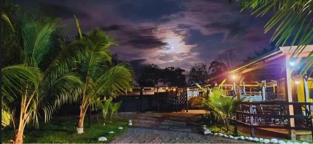 Finca Ecuestre y Agrícola en Venta – 6 Ha – Caballerizas y Casas –