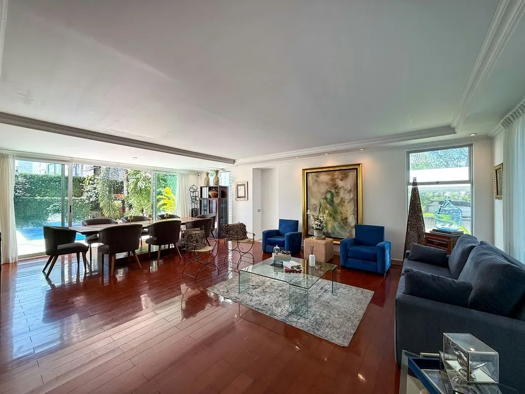 VENTA DE CASA EN CONDOMINIO NUVO CON PISCINA