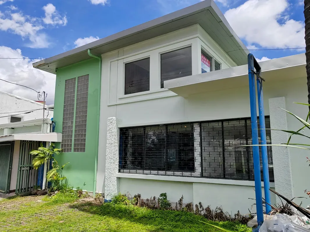 ¡OPORTUNIDAD! AMPLIA CASA EN VENTA– SAN JOSÉ CENTRO