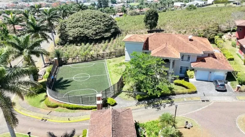 House for Sale in Colinas de Montealegre