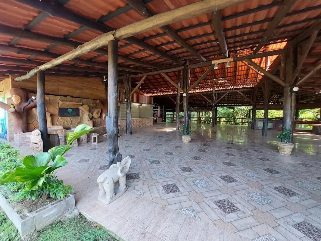 Local Comercial ruta a Tortuguero