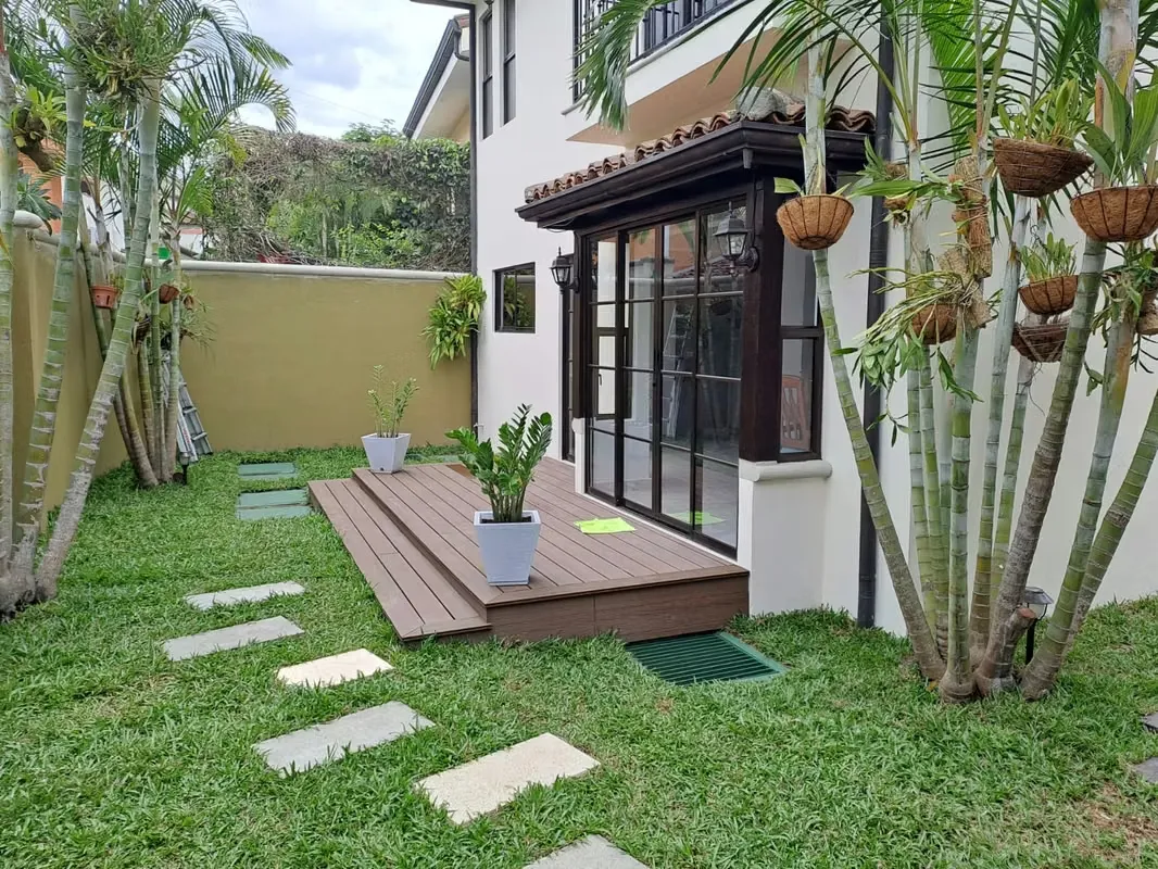 Venta casa en Condominio Lomas de Granadilla, Curridabat