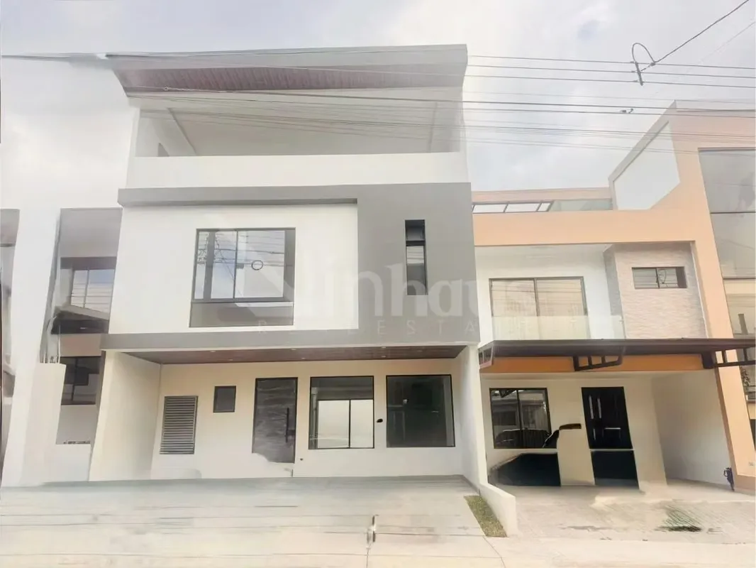 id 41921 Casa lista para ser estrenada con rooftop en condominio con hermosas amenidades