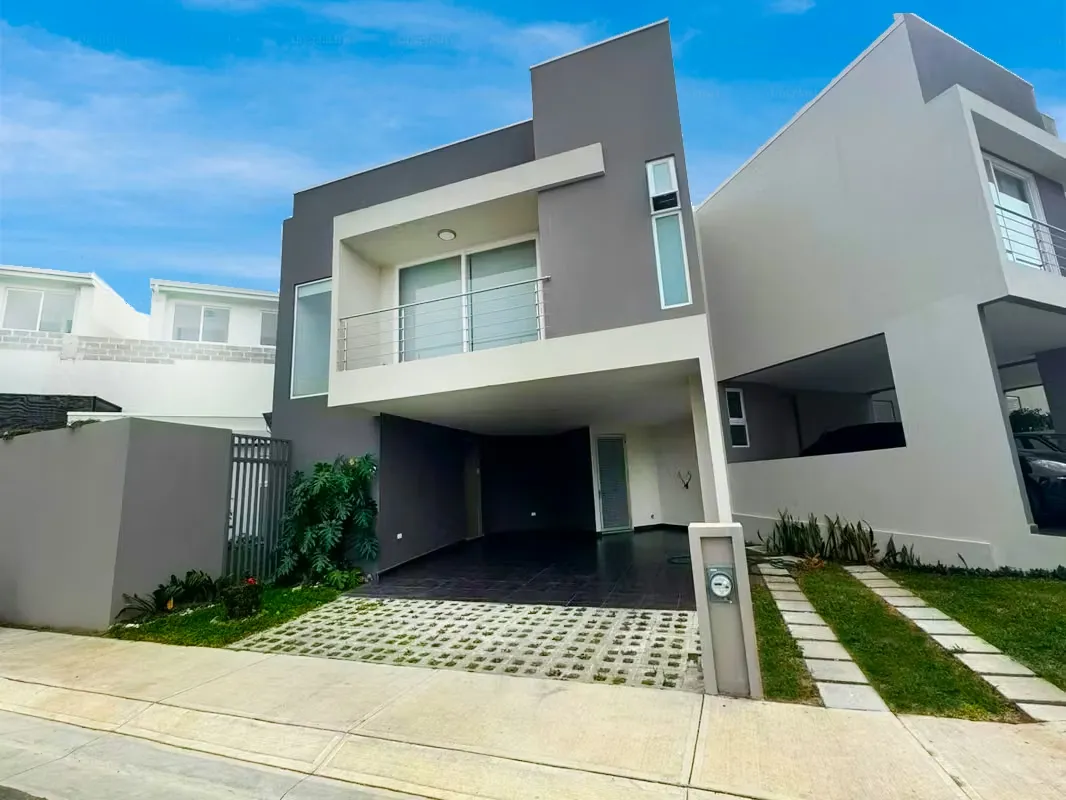ALQUILER Casa NUEVA Condominio Nasara in Rio Oro, Santa Ana