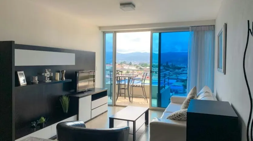 Apartment for Sale on the 15th Floor with Views and Luxury Amenities
