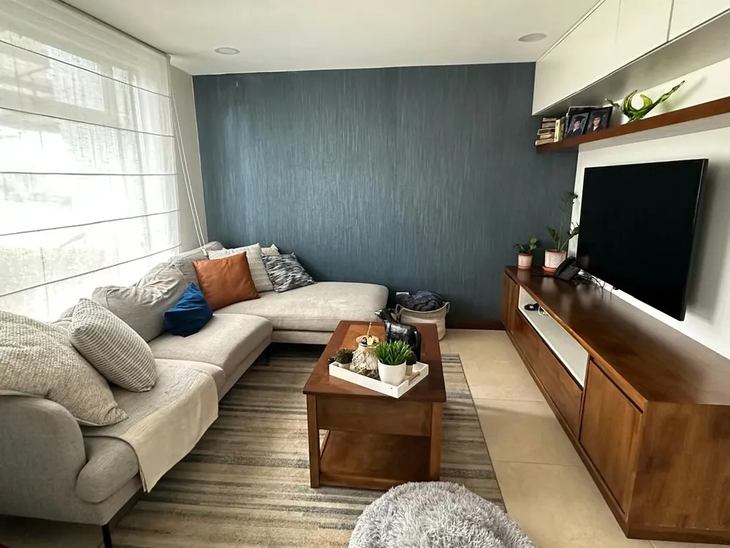Si está buscando una casa moderna, elegante y lista para disfrutar, esta propiedad en Tres Ríos es ...