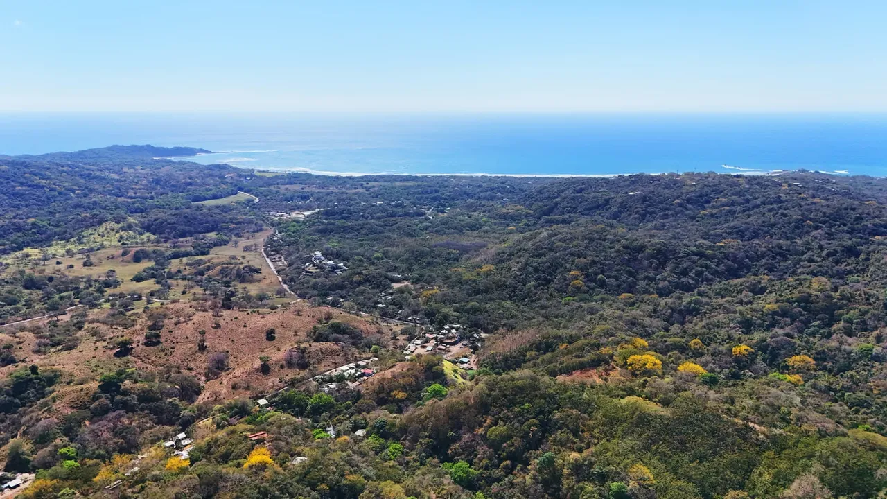 Se vende propiedad vista panorámica al mar en Nosara, Guanacaste (FB)