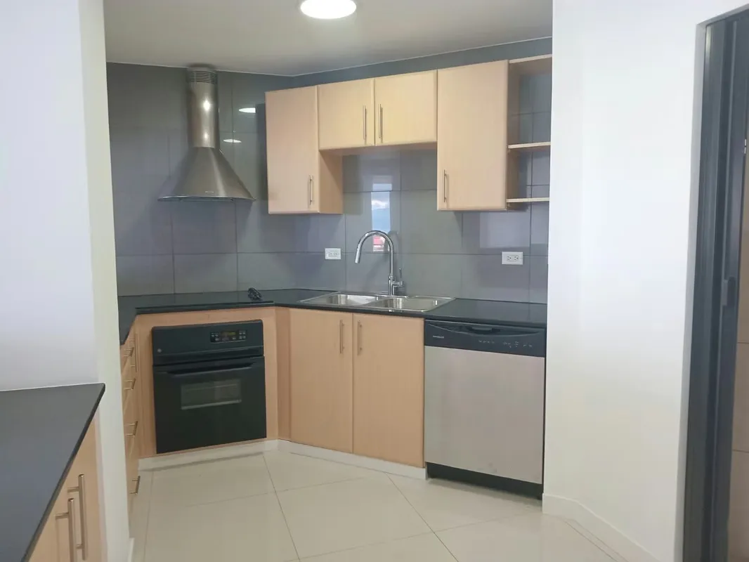 Alquiler de apartamento en Jaboncillo de Escazú, San José